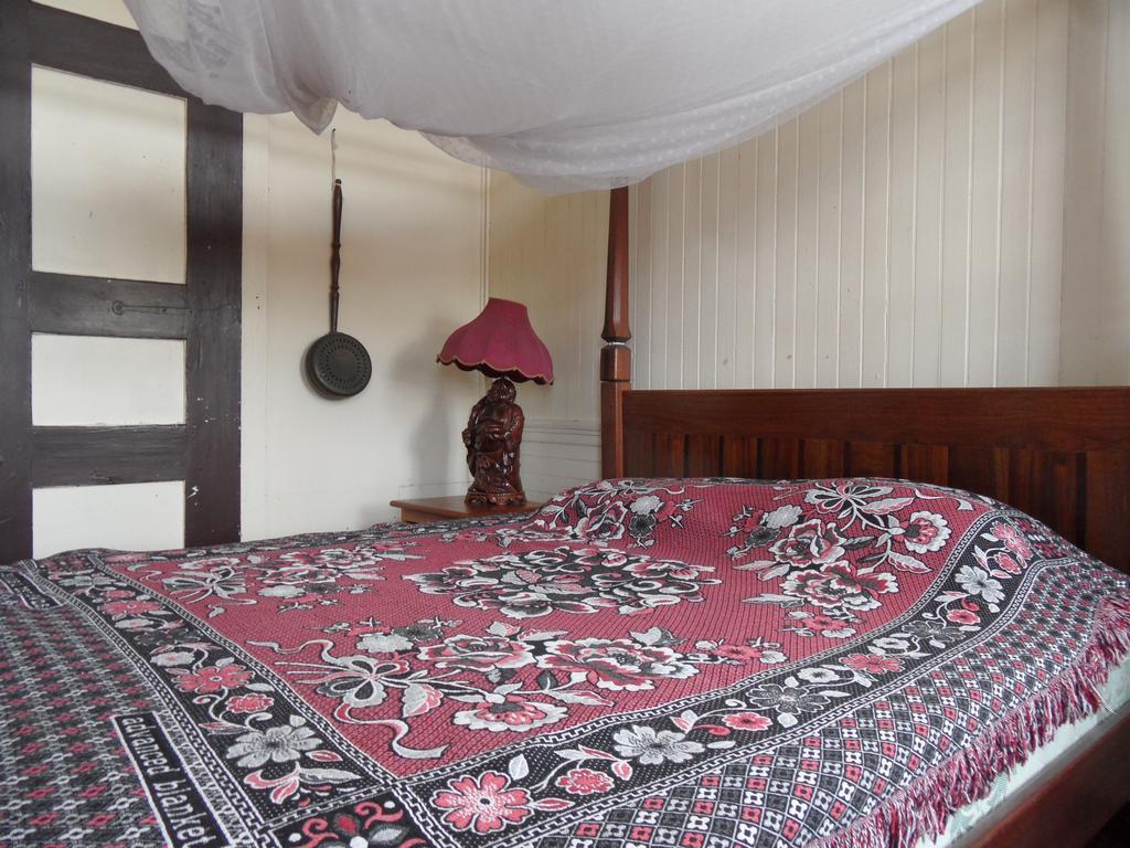 Guesthouse Un Pied-A-Terre Paramaribo Ruang foto