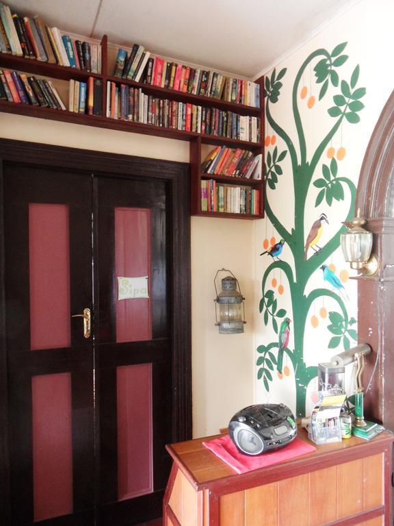 Guesthouse Un Pied-A-Terre Paramaribo Bagian luar foto